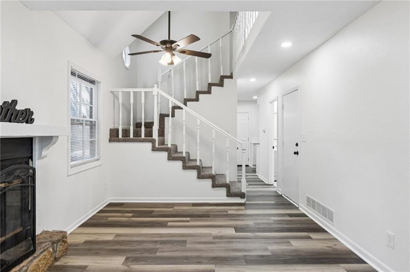 303 Northwood Ln, Lawrence, KS 66044
