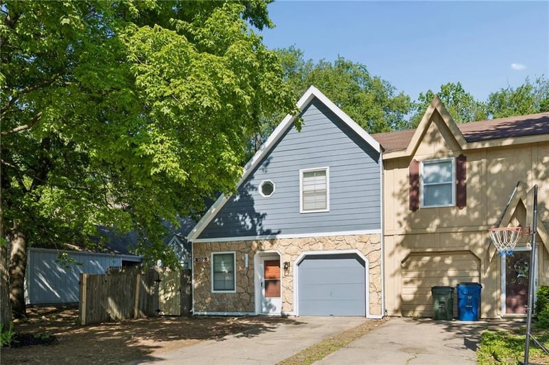 303 Northwood Ln, Lawrence, KS 66044