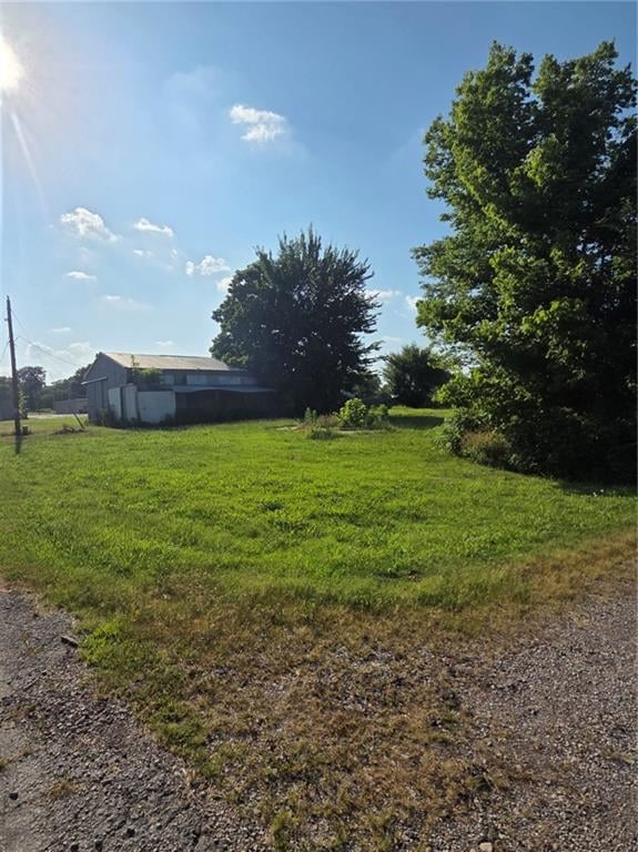 110 9th St, Mulberry, KS 66756