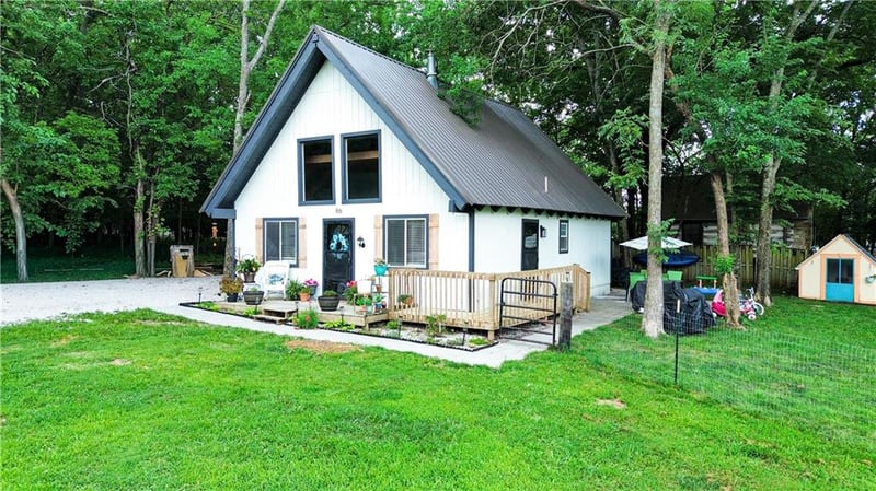 86 - 90 Beechwood Ln, Linn Valley, KS 66040