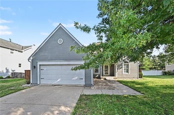 7216 NW 85th St, Kansas City, MO 64153