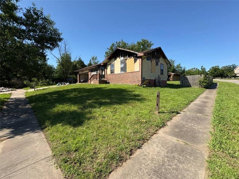 3801 Evans St, Topeka, KS 66609