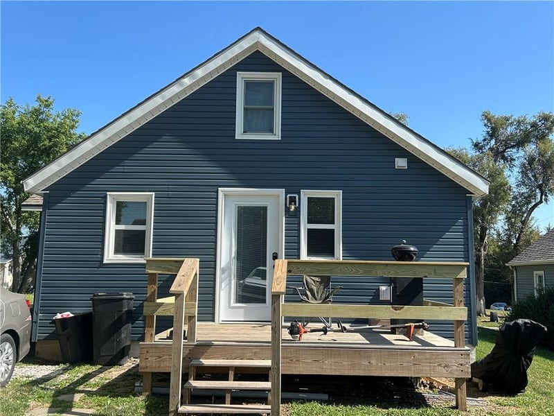 1320 3rd St, Maryville, MO 64468