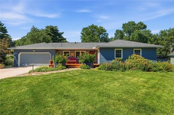 214 W 114th St, Kansas City, MO 64114