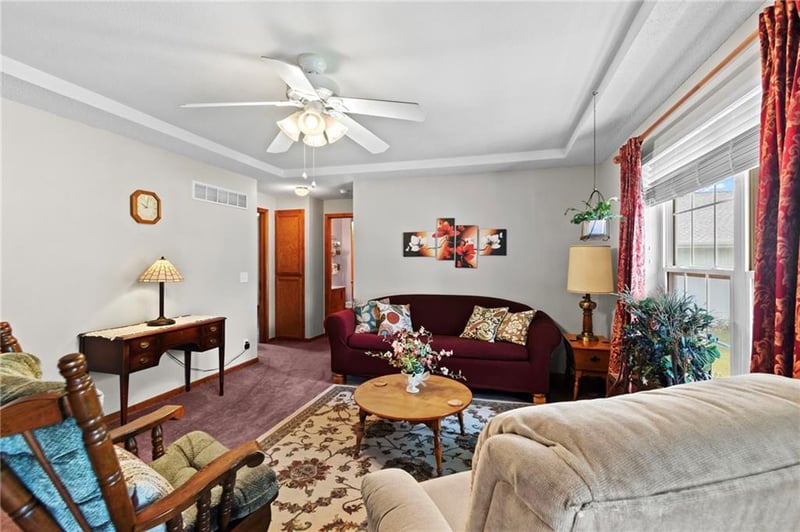 206 22nd Ter, Kearney, MO 64060