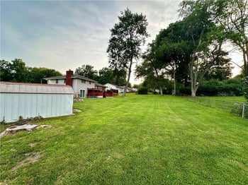 904 NE 60th Ter, Kansas City, MO 64118