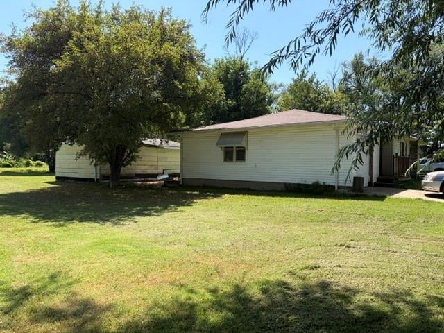 218 Wilmer Ln, St Joseph, MO 64504