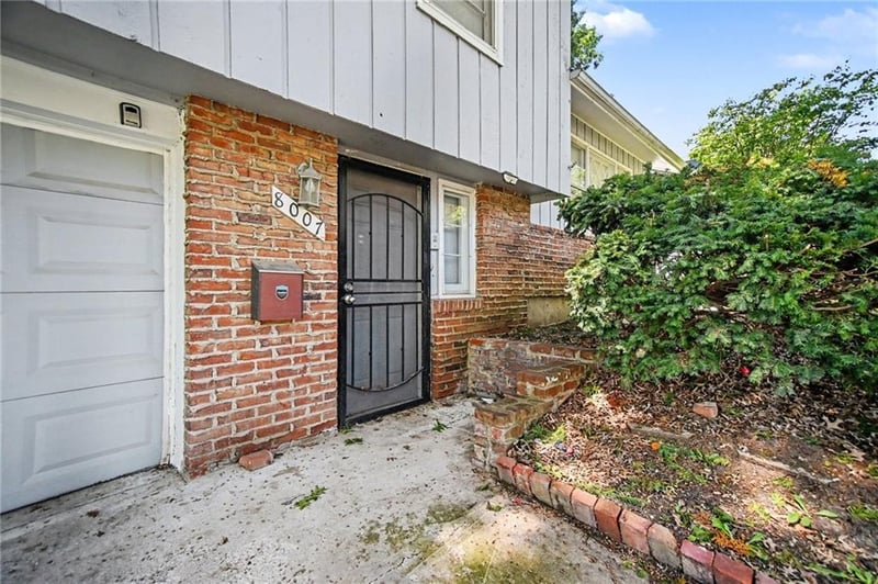 8007 93rd St, Kansas City, MO 64138