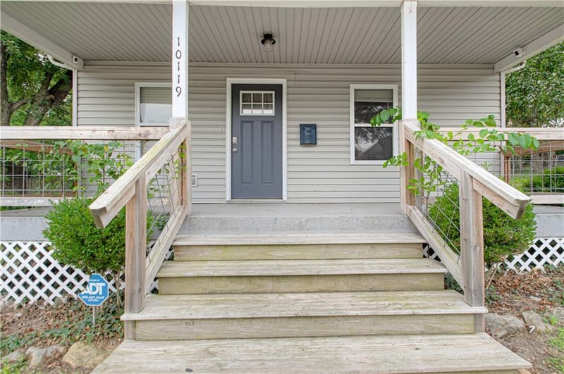 10119 Lexington Ave, Independence, MO 64053