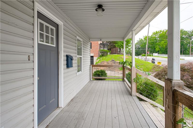 10119 Lexington Ave, Independence, MO 64053