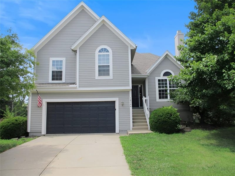 16344 Central St, Olathe, KS 66062