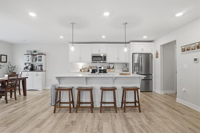 8841 SW 9th Ter, Lee's Summit, MO 64064