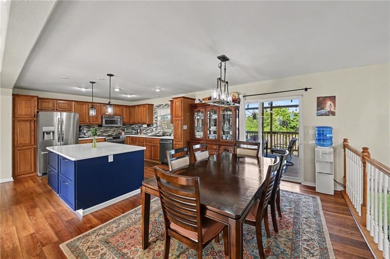 20350 Orchard Ln, St Joseph, MO 64505