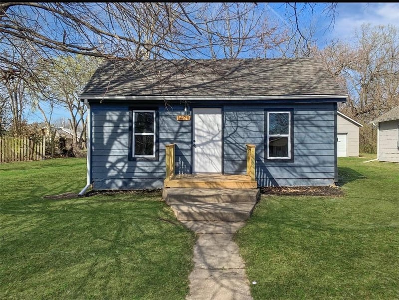 1420 Appleton Ave, Independence, MO 64052