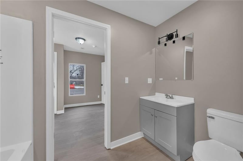 1420 Appleton Ave, Independence, MO 64052