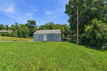1601 N 49th St, Kansas City, KS 66102