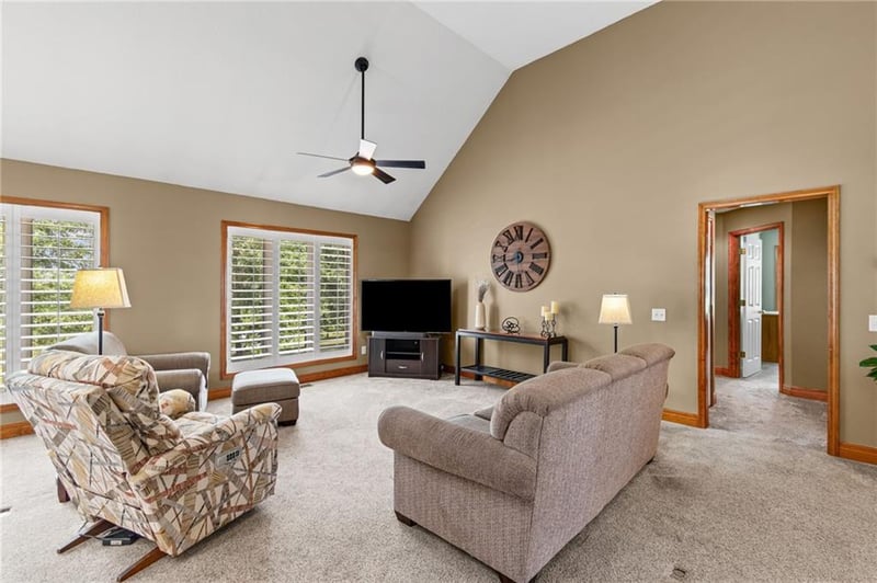 6401 Reed Ln, Trimble, MO 64492