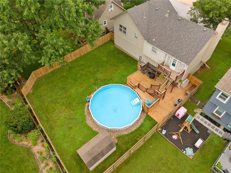 14717 Seminole Dr, Olathe, KS 66062