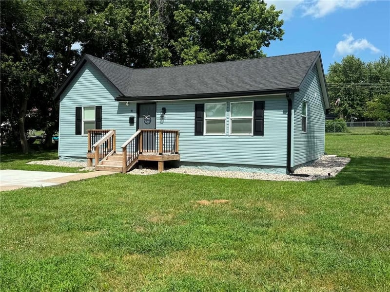 311 May St, Excelsior Springs, MO 64024