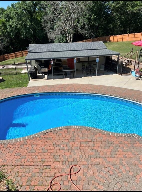 4104 Hickory Ln, Blue Springs, MO 64015