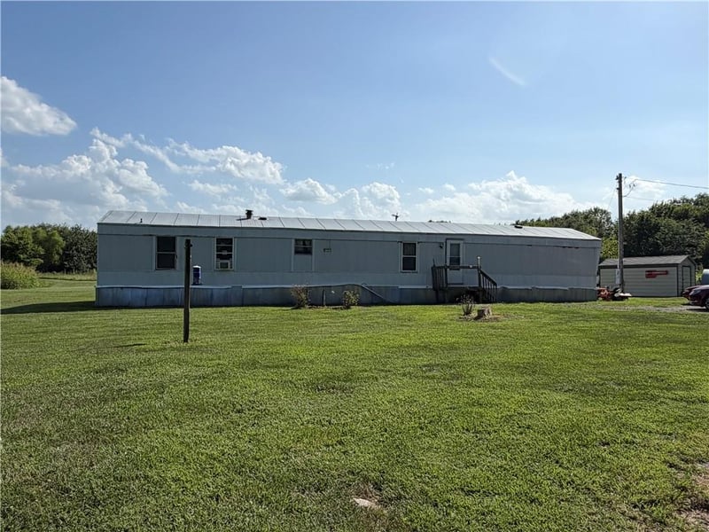 29009 315th St, Garden City, MO 64747