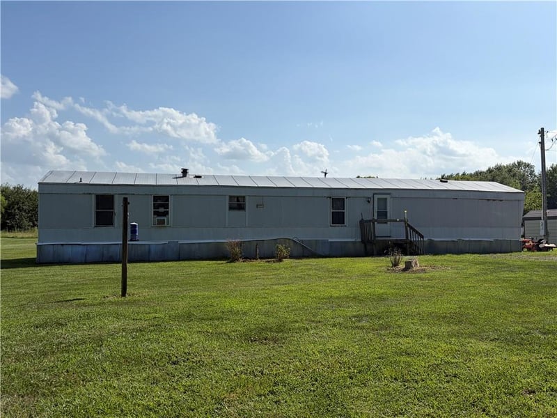 29009 315th St, Garden City, MO 64747