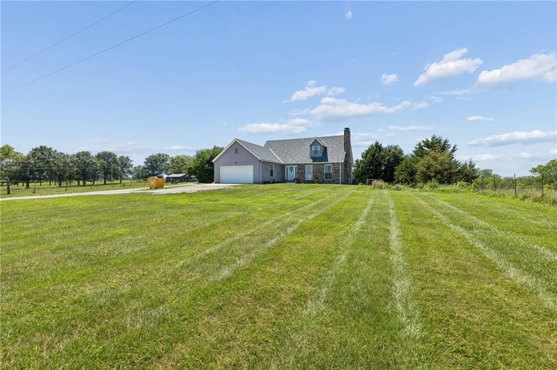 6750 Old 69 Hw, Cameron, MO 64429