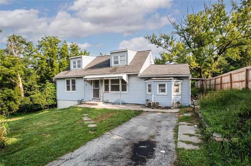 12510 52nd Ter, Shawnee, KS 66216