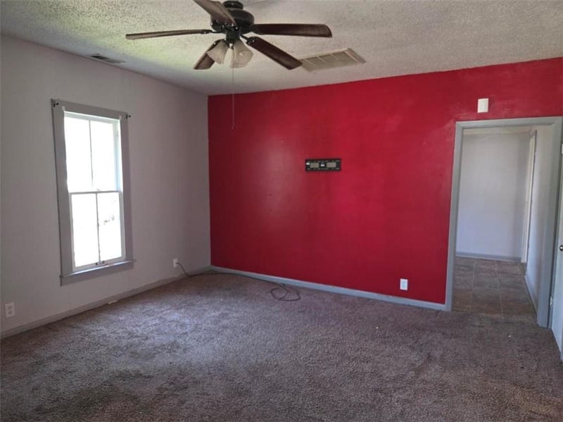 307 Chestnut St, Harrisonville, MO 64701