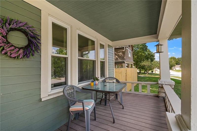 426 Nettleton Ave, Bonner Springs, KS 66012