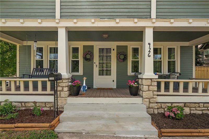 426 Nettleton Ave, Bonner Springs, KS 66012
