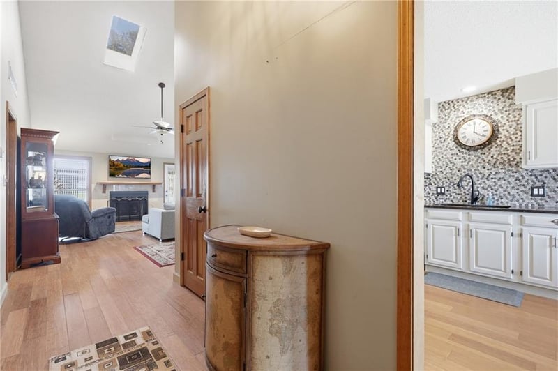 1705 Westbury Ln, Fort Scott, KS 66701