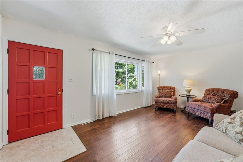 905 80th Ter, Kansas City, KS 66112