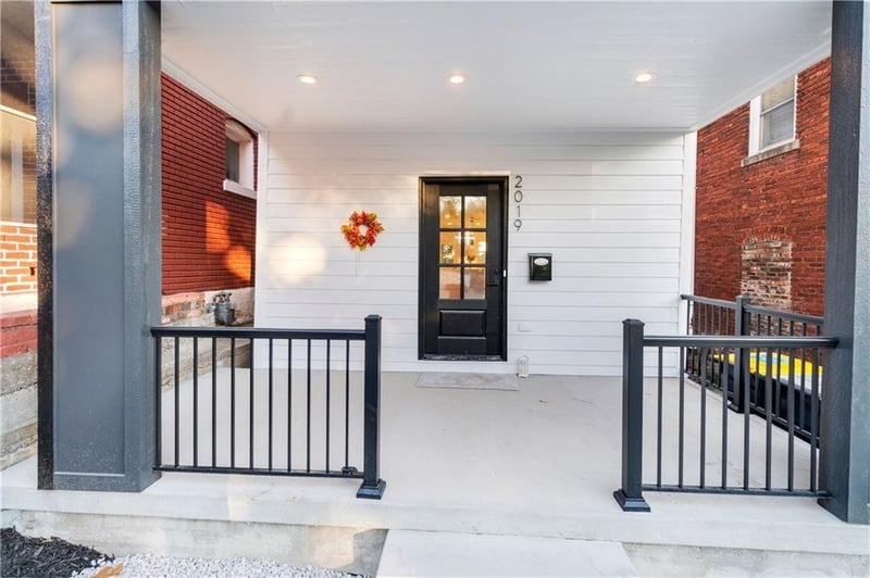 2019 Summit St, Kansas City, MO 64108