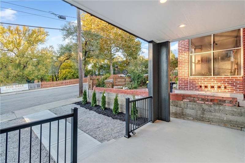 2019 Summit St, Kansas City, MO 64108