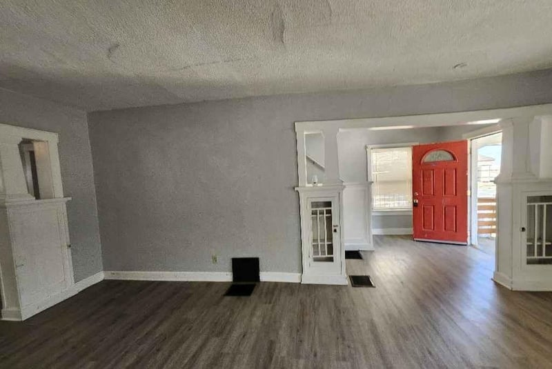 3306 Indiana Ave, Kansas City, MO 64128