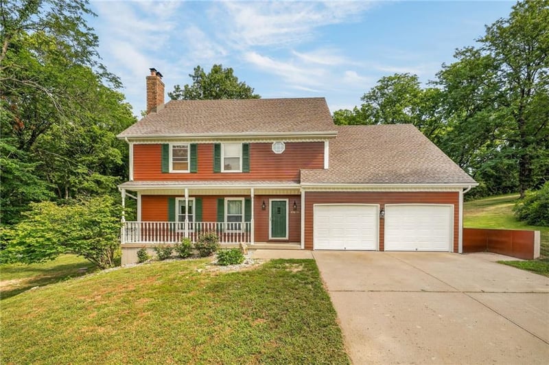 12639 Buck Creek Dr, Kansas City, MO 64152