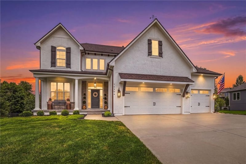 15309 Barton St, Overland Park, KS 66221