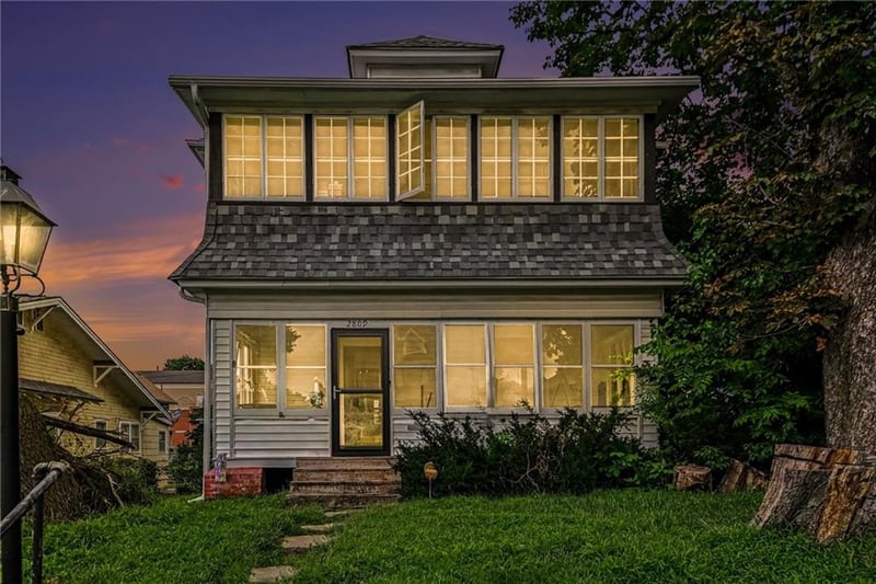 2809 Monterey St, St Joseph, MO 64507