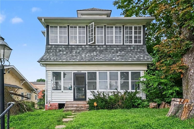 2809 Monterey St, St Joseph, MO 64507