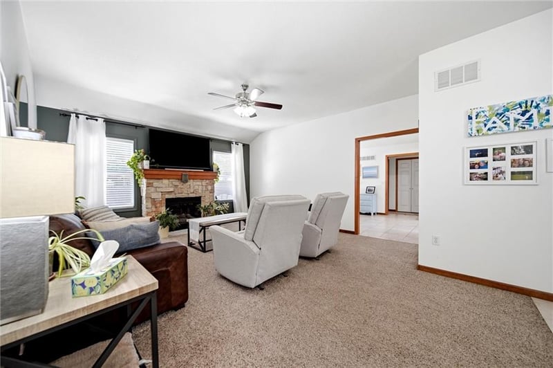 511 Rebecca Ln, Lawrence, KS 66044