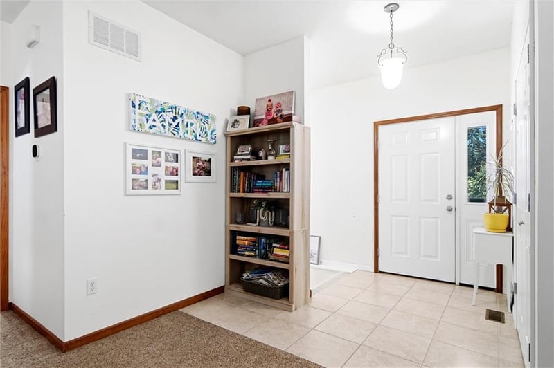 511 Rebecca Ln, Lawrence, KS 66044