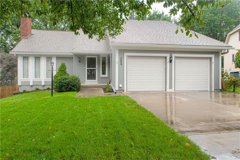 5624 N Gladstone Pl, Gladstone, MO 64119