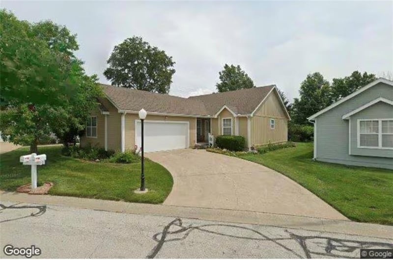 5209 Megan Dr, Independence, MO 64055