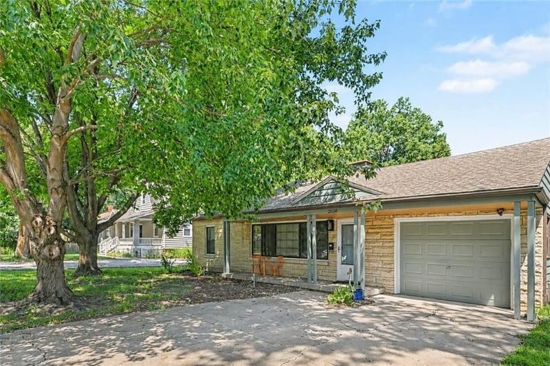 2038 Tennessee St, Lawrence, KS 66046