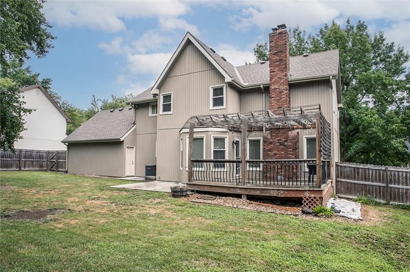 6630 Anita Ave, Kansas City, MO 64151