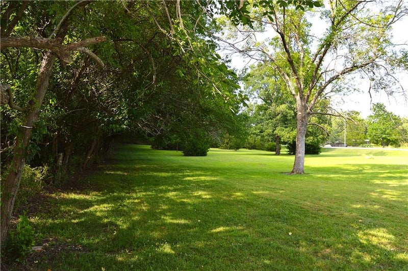 22786 Querry Rd, Lacygne, KS 66040