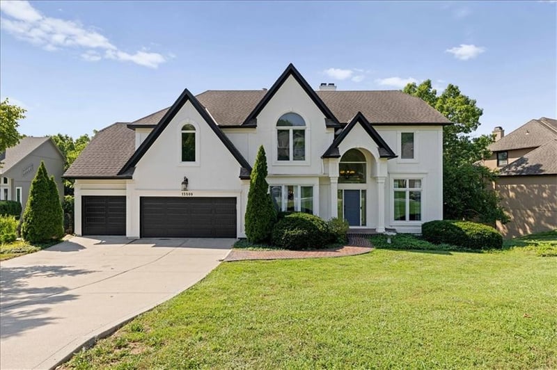 13509 53rd Ter, Shawnee, KS 66216