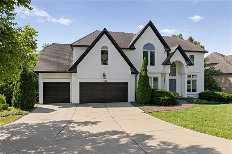 13509 53rd Ter, Shawnee, KS 66216