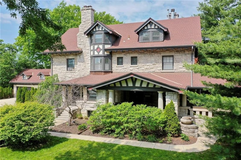 633 Armour Blvd, Kansas City, MO 64109